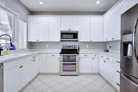 House in Lakeland, Florida 3 bedrooms, 223.89 sq.m. № 2287839 - photo 22