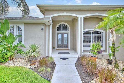 House in Lakeland, Florida 3 bedrooms, 223.89 sq.m. № 2287839 - photo 13