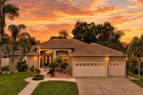 House in Lakeland, Florida 3 bedrooms, 223.89 sq.m. № 2287839 - photo 2