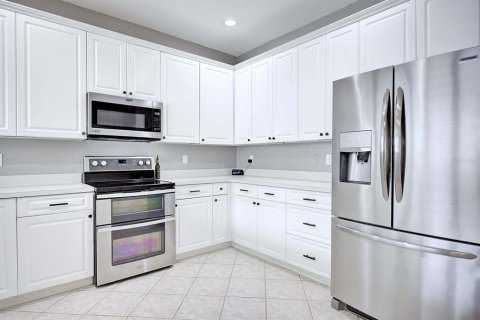 House in Lakeland, Florida 3 bedrooms, 223.89 sq.m. № 2287839 - photo 21