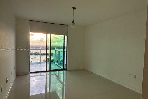 Condominio en alquiler en North Bay Village, Florida, 1 dormitorio, 149.29 m2 № 2071209 - foto 6