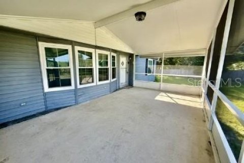 Снять в аренду квартиру в Деланд, Флорида 6 комнат, 163.69м2, № 2096013 - фото 3