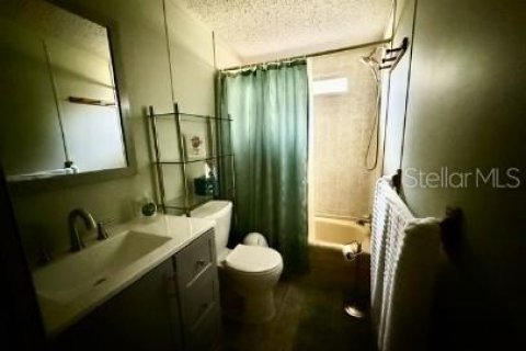 Снять в аренду квартиру в Деланд, Флорида 6 комнат, 163.69м2, № 2096013 - фото 20