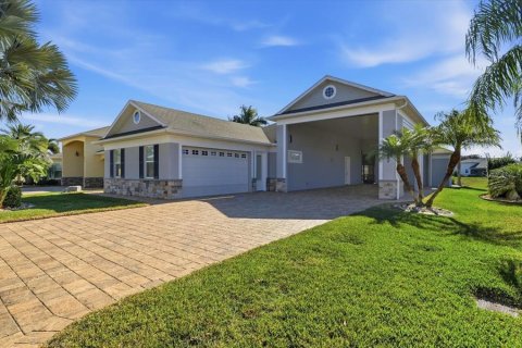 Villa ou maison à vendre à Polk City, Floride: 2 chambres, 113.81 m2 № 2413851 - photo 3