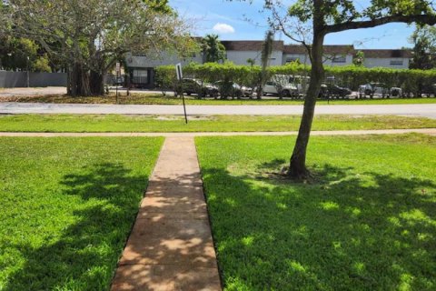 Adosado en alquiler en Plantation, Florida, 2 dormitorios, 87.14 m2 № 2085989 - foto 21