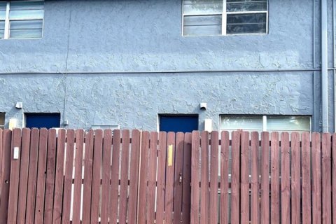 Adosado en alquiler en Plantation, Florida, 2 dormitorios, 87.14 m2 № 2085989 - foto 23