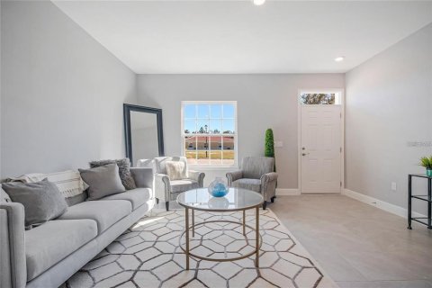 Condo in Poinciana, Florida, 2 bedrooms  № 2393528 - photo 7