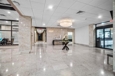 Купить кондоминиум в Санни-Айлс-Бич, Флорида 2 спальни, 113.34м2, № 2000904 - фото 28