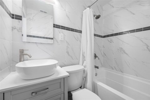 Villa ou maison à vendre à Saint Petersburg, Floride: 3 chambres, 96.06 m2 № 2110201 - photo 27