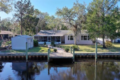 House in Ormond Beach, Florida 3 bedrooms, 170.66 sq.m. № 1528367 - photo 1