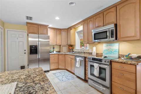 House in Ormond Beach, Florida 3 bedrooms, 170.66 sq.m. № 1528367 - photo 14