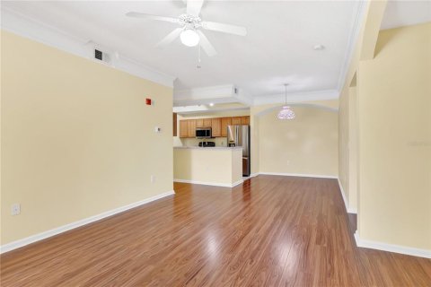 Condo in Orlando, Florida, 3 bedrooms  № 2092497 - photo 8