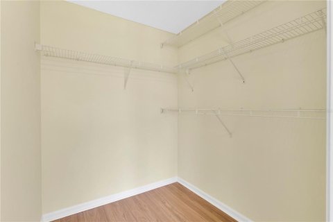 Condo in Orlando, Florida, 3 bedrooms  № 2092497 - photo 24
