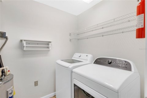 Condo in Orlando, Florida, 3 bedrooms  № 2092497 - photo 28