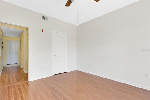 Condo in Orlando, Florida, 3 bedrooms  № 2092497 - photo 23