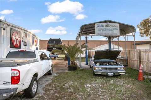 Commercial property in DeLand, Florida 185.8 sq.m. № 1542852 - photo 28