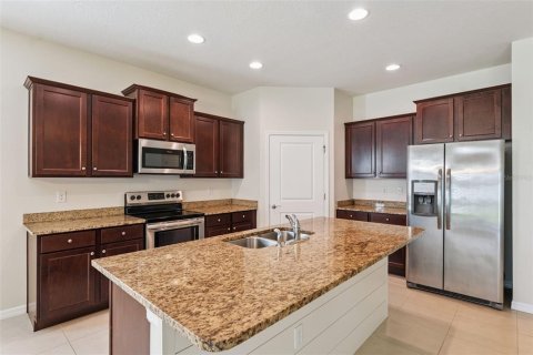 Casa en venta en Spring Hill, Florida, 3 dormitorios, 152.45 m2 № 1835788 - foto 5