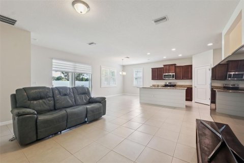 Casa en venta en Spring Hill, Florida, 3 dormitorios, 152.45 m2 № 1835788 - foto 30