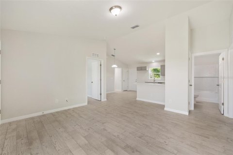 Casa en venta en Ocala, Florida, 3 dormitorios, 101.36 m2 № 2103002 - foto 14