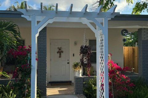 Propiedad comercial en alquiler en Fort Lauderdale, Florida, 1 dormitorio, 104.05 m2 № 1119824 - foto 1