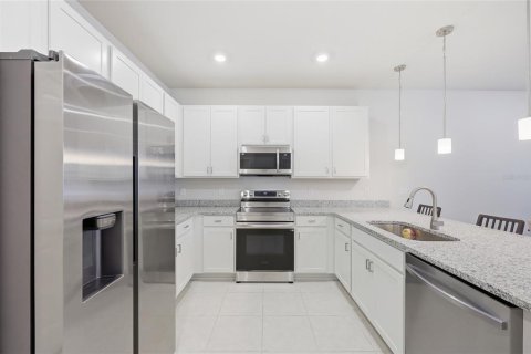 Touwnhouse à louer à Saint Cloud, Floride: 3 chambres, 165.09 m2 № 2110220 - photo 11