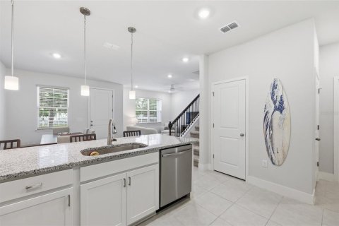 Touwnhouse à louer à Saint Cloud, Floride: 3 chambres, 165.09 m2 № 2110220 - photo 12