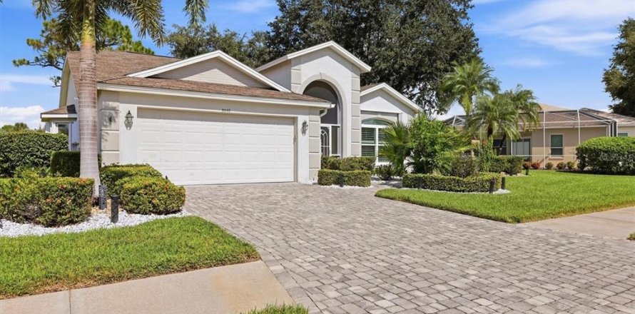 Villa ou maison à Sarasota, Floride 2 chambres, 168.34 m2 № 2395582