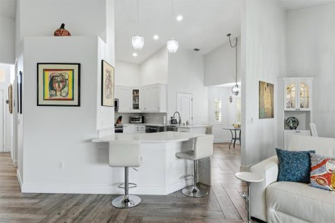 Villa ou maison à vendre à Sarasota, Floride: 2 chambres, 168.34 m2 № 2395582 - photo 20
