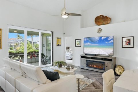 Villa ou maison à vendre à Sarasota, Floride: 2 chambres, 168.34 m2 № 2395582 - photo 14