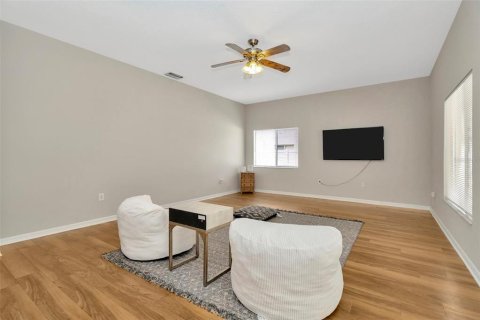 Casa en venta en Wesley Chapel, Florida, 6 dormitorios, 284.1 m2 № 1919133 - foto 20