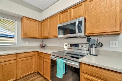 Casa en venta en Wesley Chapel, Florida, 6 dormitorios, 284.1 m2 № 1919133 - foto 15