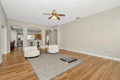 Casa en venta en Wesley Chapel, Florida, 6 dormitorios, 284.1 m2 № 1919133 - foto 22