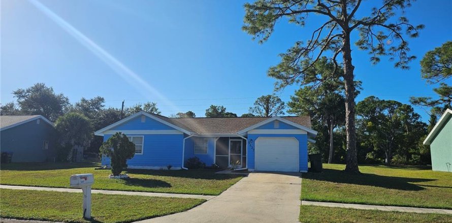 Villa ou maison à North Port, Floride 3 chambres, 102.75 m2 № 2099484