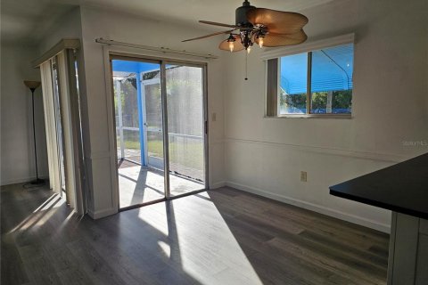 Villa ou maison à vendre à North Port, Floride: 3 chambres, 102.75 m2 № 2099484 - photo 7