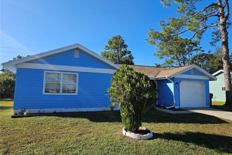 Villa ou maison à vendre à North Port, Floride: 3 chambres, 102.75 m2 № 2099484 - photo 2