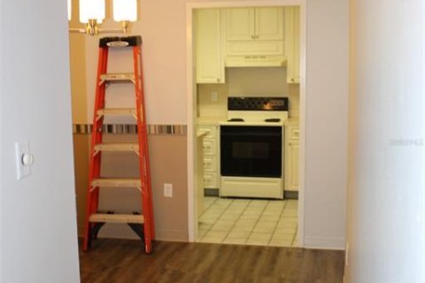Copropriété à louer à Dunedin, Floride: 2 chambres, 86.4 m2 № 2322681 - photo 8