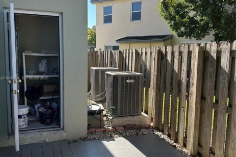 Touwnhouse à louer à Homestead, Floride: 3 chambres, 106.93 m2 № 1995958 - photo 26