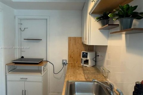 Casa en alquiler en Dania Beach, Florida, 1 dormitorio, 41.81 m2 № 2171076 - foto 5