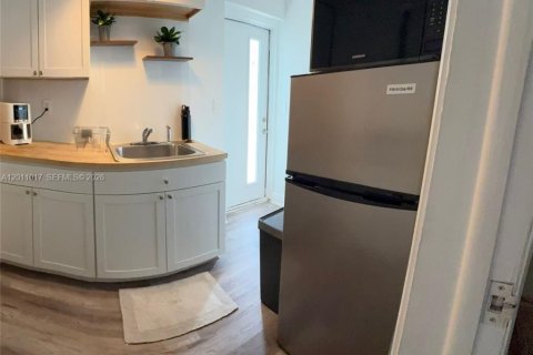 Casa en alquiler en Dania Beach, Florida, 1 dormitorio, 41.81 m2 № 2171076 - foto 7