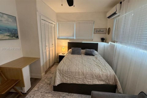 Casa en alquiler en Dania Beach, Florida, 1 dormitorio, 41.81 m2 № 2171076 - foto 2