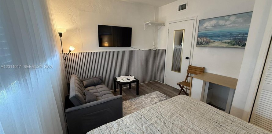 Casa en Dania Beach, Florida 1 dormitorio, 41.81 m2 № 2171076