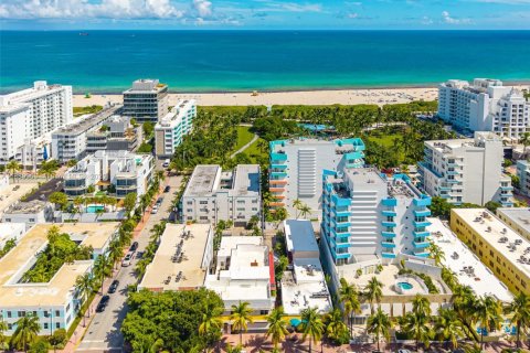 Immobilier commercial à vendre à Miami Beach, Floride № 1939242 - photo 1