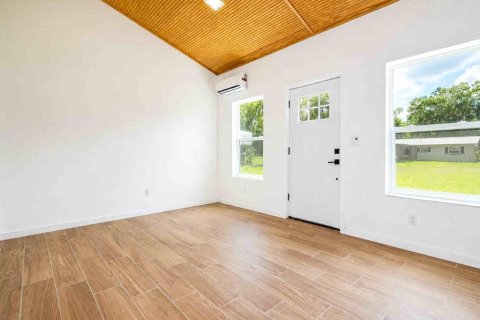 Villa ou maison à vendre à Ocala, Floride: 3 chambres, 159.7 m2 № 2147895 - photo 7