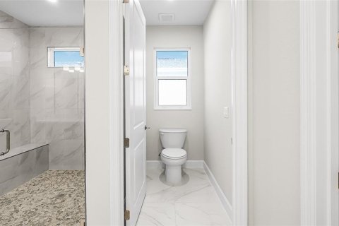 House in Tavares, Florida 3 bedrooms, 231.33 sq.m. № 2096572 - photo 25