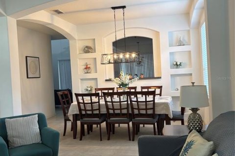 Villa ou maison à louer à Davenport, Floride: 5 chambres, 261.98 m2 № 2384115 - photo 2