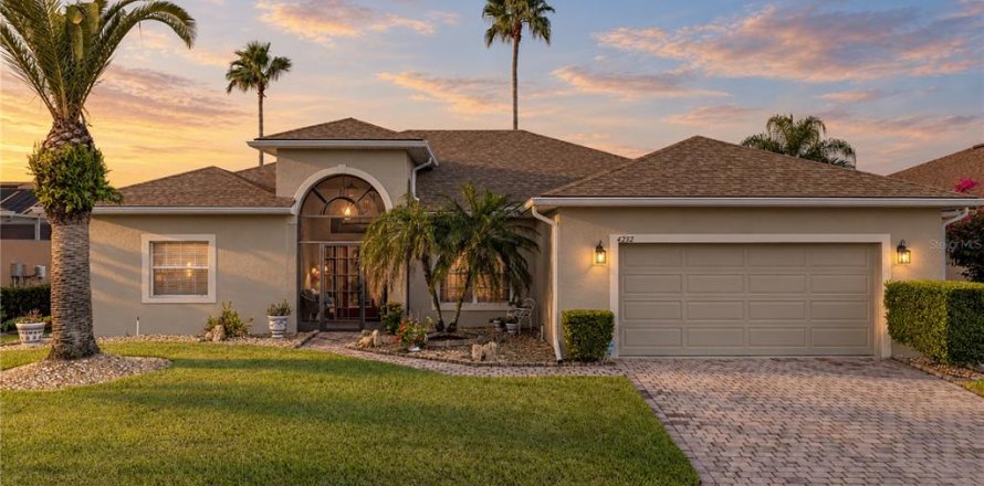 Villa ou maison à Lake Wales, Floride 3 chambres, 207.08 m2 № 2400468