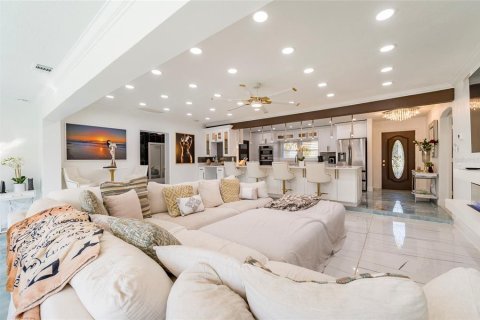 Casa en venta en Largo, Florida, 3 dormitorios, 137.59 m2 № 1574581 - foto 12