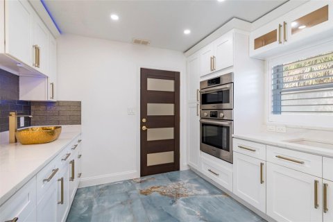 Casa en venta en Largo, Florida, 3 dormitorios, 137.59 m2 № 1574581 - foto 14