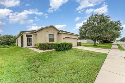 House in Mulberry, Florida 3 bedrooms, 163.97 sq.m. № 1901999 - photo 2
