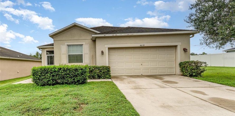 Villa ou maison à Mulberry, Floride 3 chambres, 163.97 m2 № 1901999